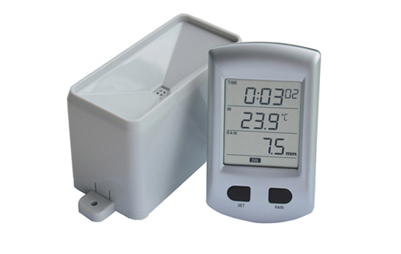 Rain gauge meter with temperature